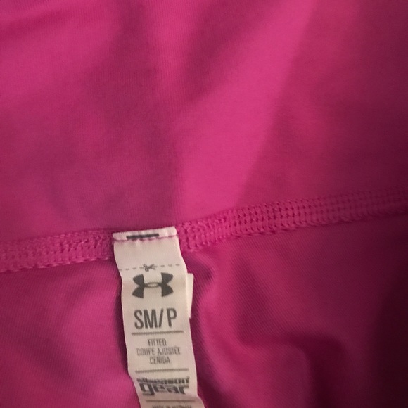 Pink UA workout pants - Picture 2 of 2